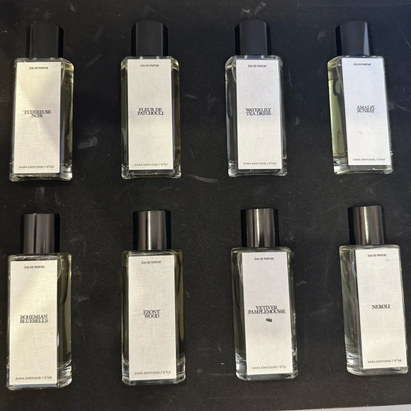 SOLD- Zara Collector Set - Picture 3 of 3